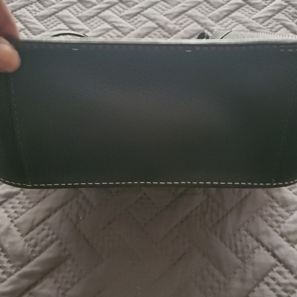 💯 authentic Dooney & Bourke - Picture 9 of 14